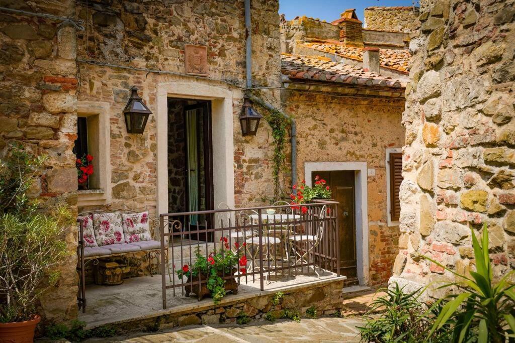Inn Piazza In Montemerano, The Heart Of Tuscany Dış mekan fotoğraf